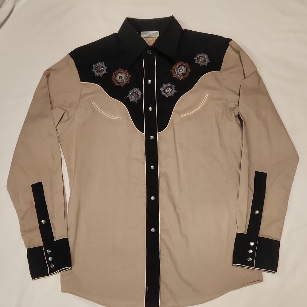 70's Rocking K Ranchwear Pearl Snaps | Embrodered Front & Back Shirt | Sz Med